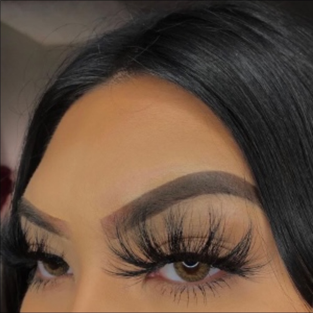 STRIP LASHES - Picture 2 of 6
